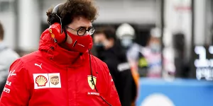 Foto zur News: Binotto verrät: Unangenehmes Gespräch mit Vettel dreimal