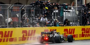 Foto zur News: Ross Brawn über Schwachstelle: Lewis Hamilton am Boxenfunk