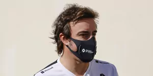 Foto zur News: Fernando Alonso: Kieferbruch und Operation nach