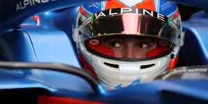 Foto zur News: Nach Roll-out mit Alpine A521: Esteban Ocon mit &quot;Lächeln im