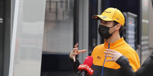 Foto zur News: &quot;Fucking Idiots&quot;: Daniel Ricciardo nimmt Wortwahl bei