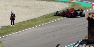 Foto zur News: F1 Imola 2021: So kam es zum Crash zwischen Perez und Ocon!