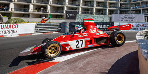 Foto zur News: Unfall im Lauda-Ferrari: Alesi verpasst Sieg beim