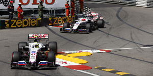 Foto zur News: Formel-1-Liveticker: Boxenfunk: Haas-Teamorder bremst