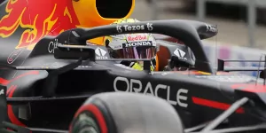 Foto zur News: Max Verstappen: &quot;Es wird eng&quot; im Duell gegen Mercedes