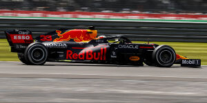 Foto zur News: F1 Silverstone 2021: Verstappen trotz Mercedes-Updates klar