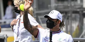 Foto zur News: Lewis Hamilton: Red Bulls Aussagen haben Stimmung angeheizt