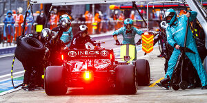 Foto zur News: Mercedes: Mit Lewis Hamilton auf Stopp von Max Verstappen
