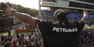 Foto zur News: Mercedes über Hamilton-Gala: Wird lang kein solches Rennen