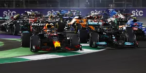 Foto zur News: F1 Saudi-Arabien: Hamilton gewinnt völlig irres Duell mit