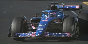 Foto zur News: &quot;Viel schneller als Mercedes&quot;: Alonso trauert