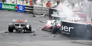 Foto zur News: Mick Schumacher: Wieder Bangen nach Unfall mit zerissenem