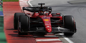 Foto zur News: Mercedes-Teamchef Toto Wolff über Ferrari: &quot;Sie lassen den