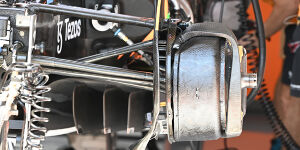 Foto zur News: McLaren: Neuer Unterboden und neuer Seitenkasten in