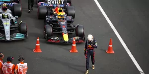 Foto zur News: Motorproblem sorgt für großen Rückschlag: Max Verstappen nur