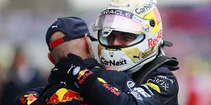 Foto zur News: F1-Rennen Ungarn: Max Verstappen gewinnt nach irrer