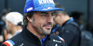 Foto zur News: Formel-1-Liveticker: Alonso will mit Aston Martin wieder
