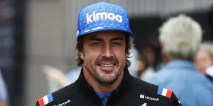 Foto zur News: Offiziell: Fernando Alonso wechselt für 2023 zu Aston