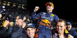 Foto zur News: Formel-1-Noten Suzuka: Max Verstappen vor der