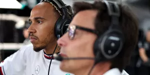 Foto zur News: Wolff und Hamilton uneinig: Kann Mercedes 2022 noch