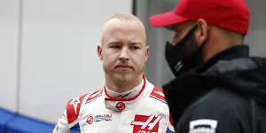 Foto zur News: Nikita Masepin verteilt &quot;Ratschläge&quot; zum F1-Aus von Vettel,