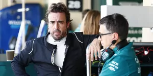 Foto zur News: Aston Martin: Testdebüt von Fernando Alonso &quot;sehr