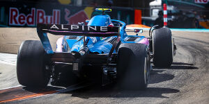 Foto zur News: Renault: FIA wird bei Motorenupgrades strikter sein