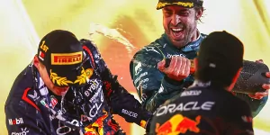 Foto zur News: Neue Rangordnung in Bahrain: Verstappen gewinnt, Alonso jagt