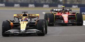 Foto zur News: Carlos Sainz: McLaren hat im Rennen die gleichen Probleme