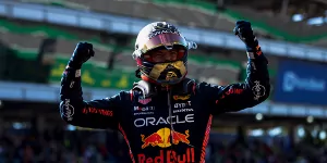 Foto zur News: Red Bull: Verstappen kann Rennen mittlerweile unglaublich