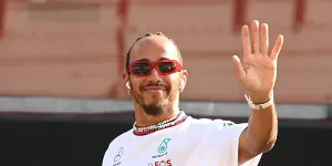 Foto zur News: &quot;Verrückte Tage voller Emotionen&quot;: Lewis Hamilton über