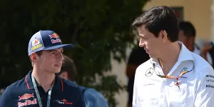 Foto zur News: Max Verstappen zu Mercedes? &quot;Toto Wolff wird das versuchen&quot;