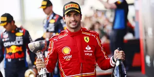 Foto zur News: Formel-1-Liveticker: Hätte Ferrari Sainz behalten sollen?