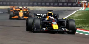 Foto zur News: Nürburgring, dann Imola: Verstappen großer Sieger am