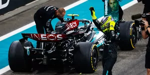 Foto zur News: Mercedes: Hamilton baute das Team nach Poller-Vorfall wieder