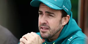 Foto zur News: Fernando Alonso: Kämpft Aston Martin am Ende der Saison um