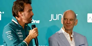 Foto zur News: Alonso über Newey: Er glaubt sicher, er ist spät dran für 2026