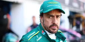 Foto zur News: Fernando Alonso: Aston Martin ist für sein eigenes Pech
