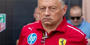 Foto zur News: Teamchef Vasseur räumt ein: Ferrari bisher &quot;hinter den Erwartungen&quot;