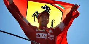 Foto zur News: Sebastian Vettel gibt zu: Den Wechsel zu Ferrari "bereue ich nicht", aber ...
