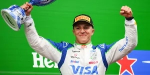 Foto zur News: "Was haben wir getan?": Hadjar nach erstem F1-Podium emotional