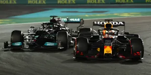 Foto zur News: So spektakulär kippten WM-Kämpfe im letzten Saisondrittel der Formel 1