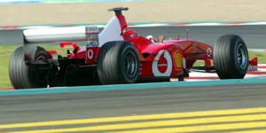 Foto zur News: Meinung: Wie die Formel 1 mit dem Warm-up ein Stück Identität aufgab