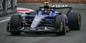 Foto zur News: Russell überlistet Sainz mit Overcut - Williams feiert erstes Saisonpodium