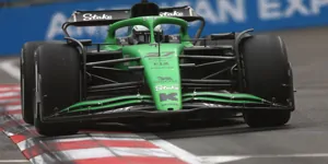 Foto zur News: Sauber ohne Speed in Baku: Hülkenberg steckt im Stroll-Zug fest