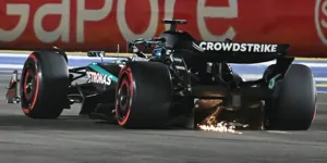 Foto zur News: Formel-1-Liveticker: Regen vor dem Start in Singapur