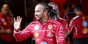 Foto zur News: Nach Roscoes Tod: Lego-Kunstwerk rührt Lewis Hamilton zu Tränen