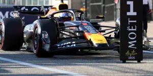 Foto zur News: Finale Q3-Runde verpasst, trotzdem Pole: Verstappen beklagt "chaotische Outlaps"