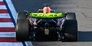 Foto zur News: Red Bull verteidigt Entwicklungsstrategie: Helmut Marko erinnert an 2021