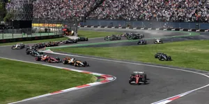 Foto zur News: Mexiko: F1-Fahrer hinterfragen Straffreiheit für Abkürzer in Kurve 1